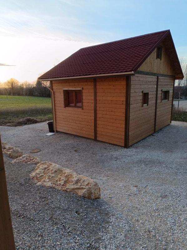 La P'tite Maison Bois Du Herisson Menetrux-en-Joux